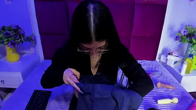 Katty Queen online show from 09/24/25, 12:30