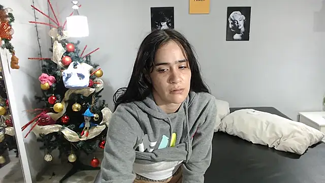 Snapshot of Kimandyuk chatting on 12/28/24, 08:47 Kimandyuk online show from 12/28/24, 08:47