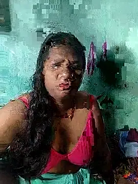 Snapshot of pujavinod chatting on 09/20/25, 11:17 pujavinod online show from 09/20/25, 11:17