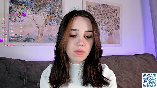 Snapshot of GillianDowdey chatting on 03/03/25, 01:21 GillianDowdey online show from 03/03/25, 01:21