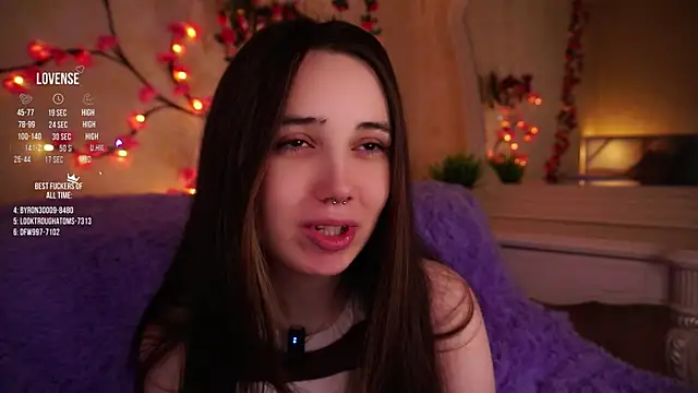 GillianDowdey online show from 11/07/25, 03:17