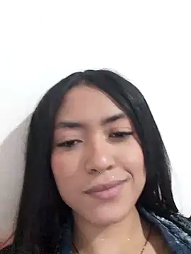 Snapshot of Buda_and_Cataleya_ chatting on 10/02/25, 01:07 Buda and Cataleya online show from 10/02/25, 01:07