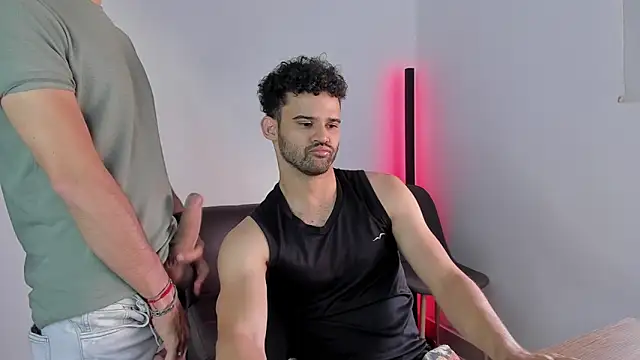 Snapshot of crisandrews chatting on 09/24/25, 09:07 crisandrews online show from 09/24/25, 09:07