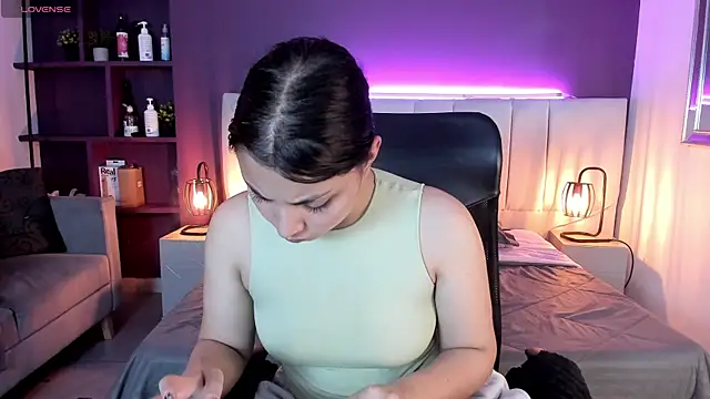 Snapshot of VickyBuunny chatting on 01/15/25, 02:46 VickyBuunny online show from 01/15/25, 02:46