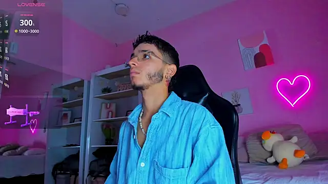 Ian Castillo  online show from 03/17/25, 11:21