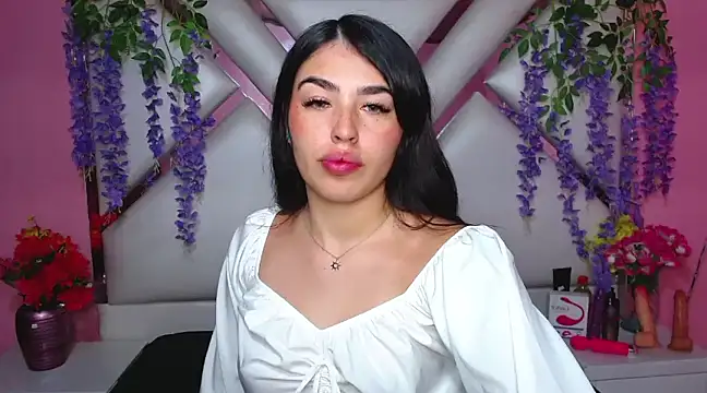 Snapshot of Mia_Charlothe chatting on 01/11/25, 03:34 Mia Charlothe online show from 01/11/25, 03:34