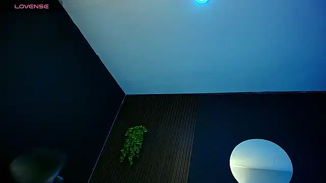 Aaron Jassell1 online show from 10/21/25, 01:06