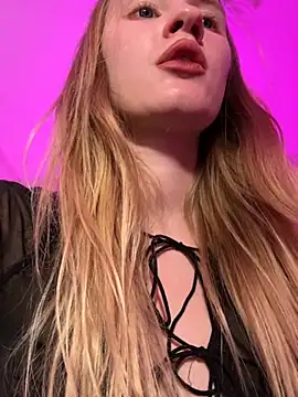 saint cat25 online show from 11/16/25, 06:35