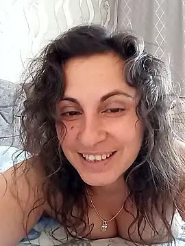 Snapshot of ShelaDiass chatting on 10/20/25, 09:43 ShelaDiass online show from 10/20/25, 09:43