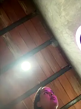 MollySanders    online show from 10/21/25, 10:54