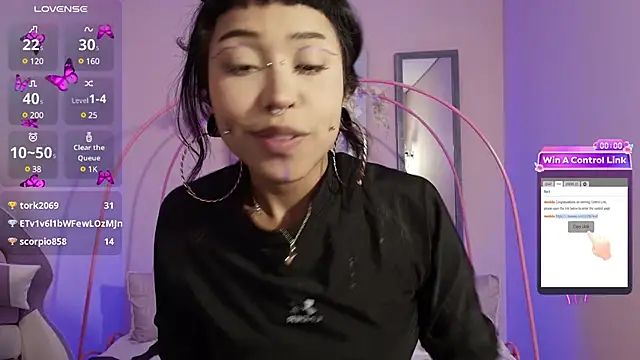 Violetta Suky online show from 02/17/25, 04:15