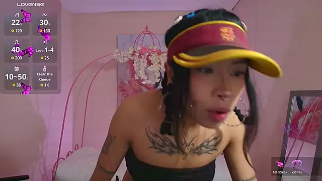 Violetta Suky online show from 02/22/25, 12:51