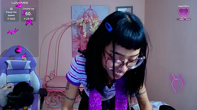 Violetta Suky online show from 03/03/25, 01:53