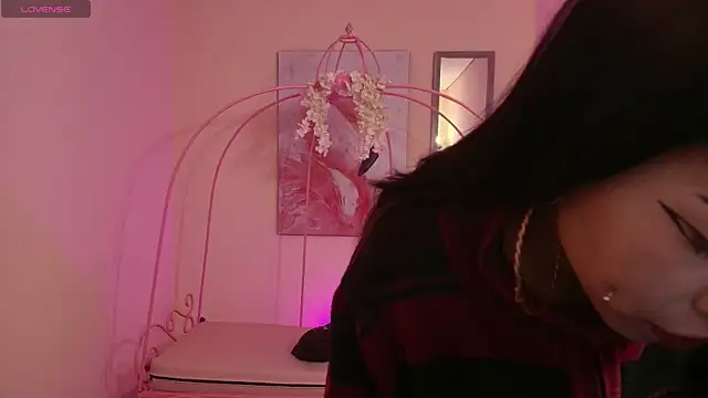 Violetta Suky online show from 03/22/25, 01:30