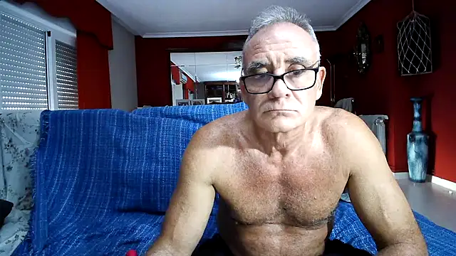 Snapshot of maduroguapo chatting on 09/18/25, 05:04 maduroguapo online show from 09/18/25, 05:04