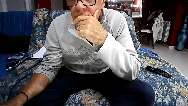 maduroguapo online show from 11/10/25, 09:47