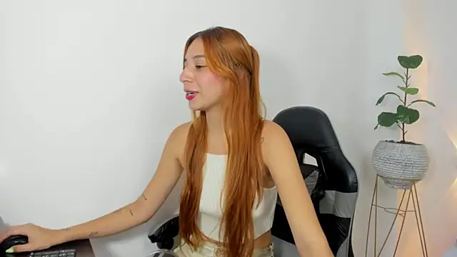 maroly 21 online show from 10/10/25, 07:13