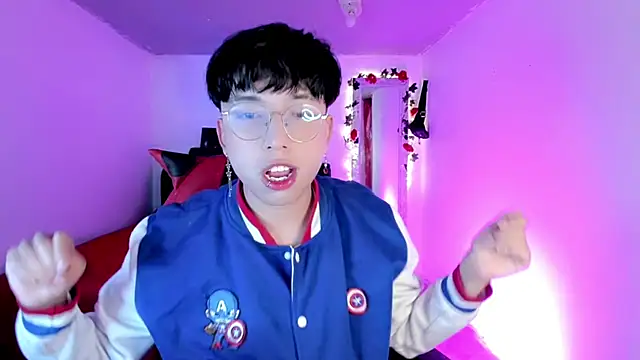 Snapshot of AnggelONfiree chatting on 10/28/25, 11:40 AnggelONfiree online show from 10/28/25, 11:40