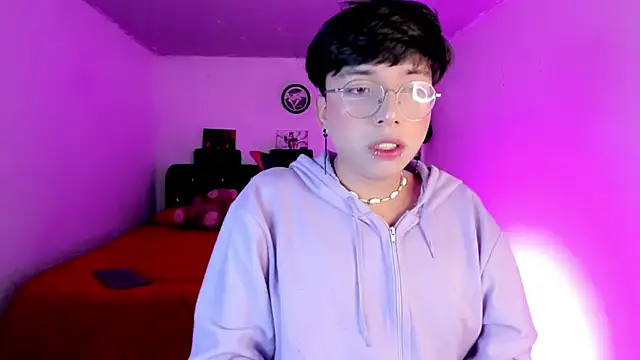 Snapshot of AnggelONfiree chatting on 11/09/25, 03:16 AnggelONfiree online show from 11/09/25, 03:16