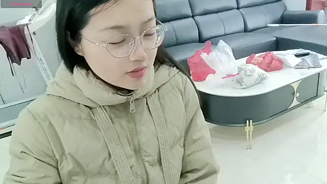 luoxuwen online show from 02/21/25, 05:02