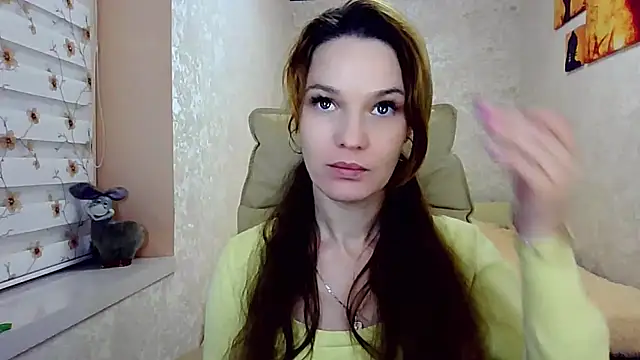 impossibleluna online show from 11/12/25, 04:07