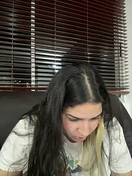 valentina jonnes1 online show from 01/23/25, 03:48