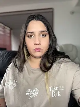 valentina jonnes1 online show from 03/16/25, 09:37