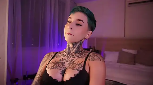 AliceShazaham  online show from 12/03/24, 05:42