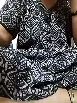 PayalSharmahot143 online show from 02/04/25, 07:44