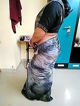 PayalSharmahot143 online show from 10/24/25, 01:57