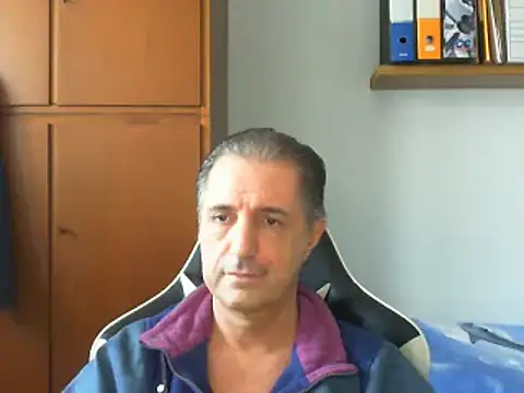 lliuk70mi online show from 01/18/25, 12:47