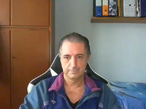 lliuk70mi online show from 02/08/25, 01:54