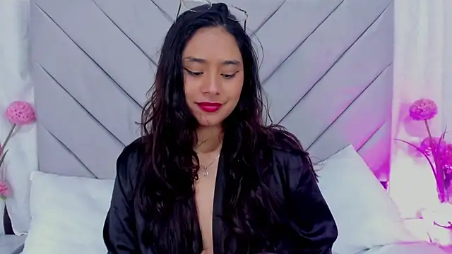 AnnaQueen  online show from 02/01/25, 07:55