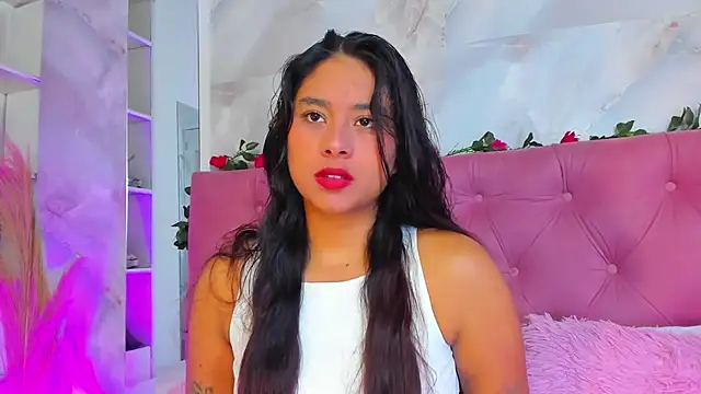 AnnaQueen  online show from 11/05/25, 04:18