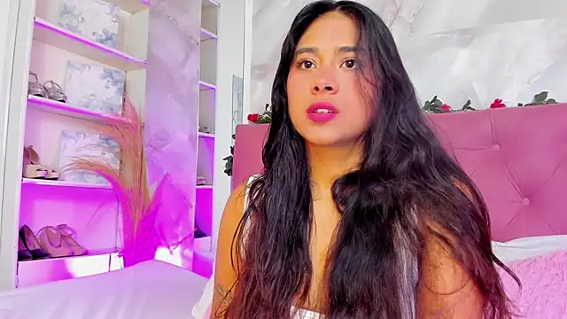 AnnaQueen  online show from 11/12/25, 04:18