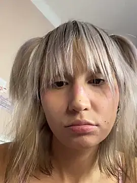 bigbabykiki online show from 11/15/25, 04:47