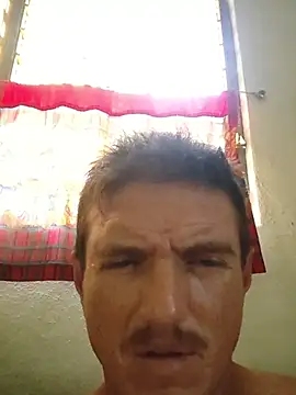 Snapshot of mexlog chatting on 11/29/25, 10:24 mexlog online show from 11/29/25, 10:24