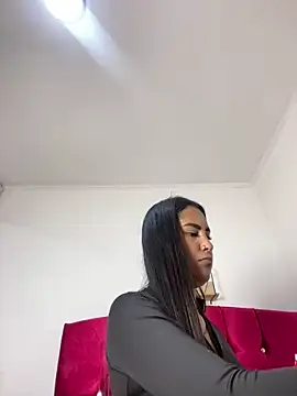 Snapshot of CAM_21X chatting on 01/11/25, 06:33 CAM 21X online show from 01/11/25, 06:33