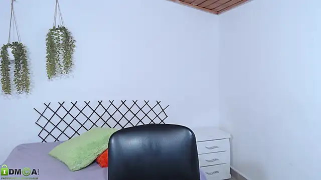 karla charloby online show from 09/12/25, 05:46