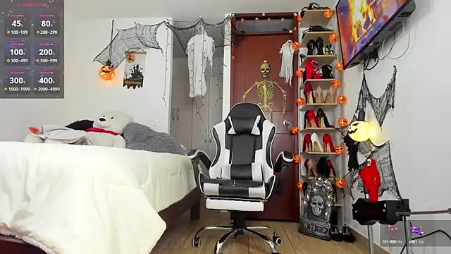 SophieBaker   online show from 10/10/25, 01:59