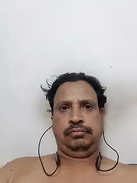 Snapshot of Raj1043 chatting on 12/23/24, 08:03 Raj1043 online show from 12/23/24, 08:03