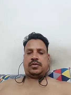 Snapshot of Raj1043 chatting on 02/18/25, 09:21 Raj1043 online show from 02/18/25, 09:21