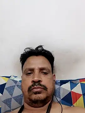 Snapshot of Raj1043 chatting on 02/27/25, 06:42 Raj1043 online show from 02/27/25, 06:42