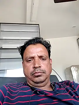 Snapshot of Raj1043 chatting on 10/15/25, 06:35 Raj1043 online show from 10/15/25, 06:35