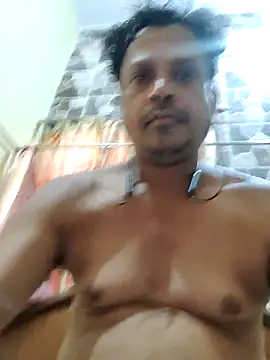 Snapshot of Raj1043 chatting on 10/27/25, 10:41 Raj1043 online show from 10/27/25, 10:41