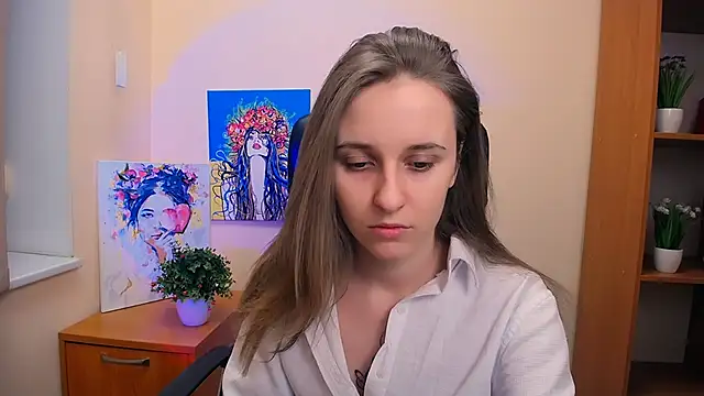 Snapshot of _Nicole_new chatting on 02/17/25, 12:59  Nicole new online show from 02/17/25, 12:59