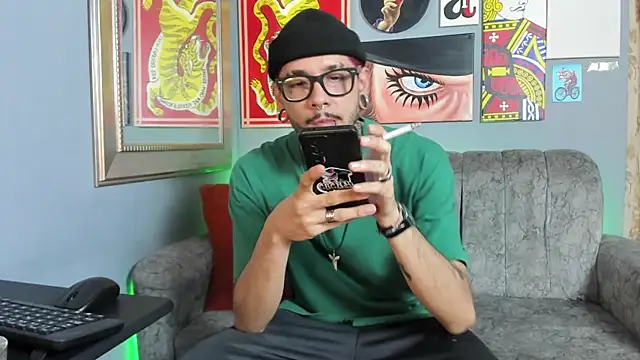 MurdockH online show from 10/14/25, 04:24