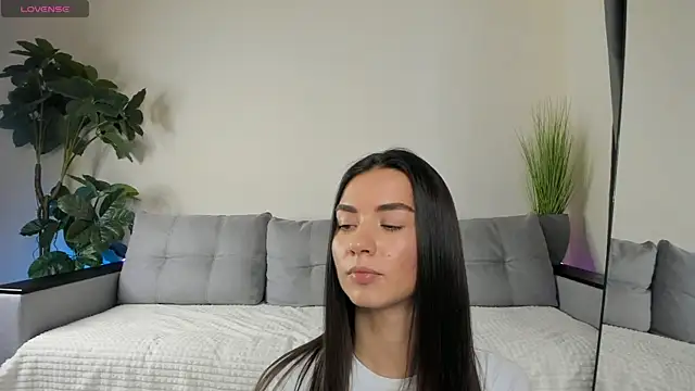 NicoleLuv online show from 12/04/24, 04:16