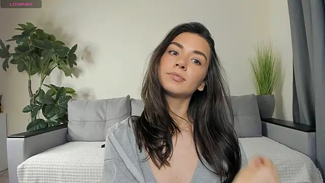 NicoleLuv online show from 12/19/24, 01:07