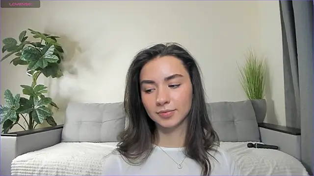 NicoleLuv online show from 02/06/25, 04:14